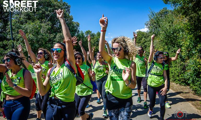 capalonga en sport-event-street-work-out-in-bibione-in-a-campsite 015